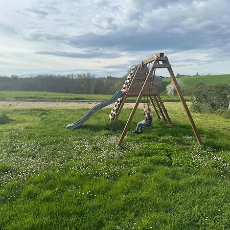 Les Hauts De Grazac, Chambres Et Tables D'Hotes Grazac  Esterno foto
