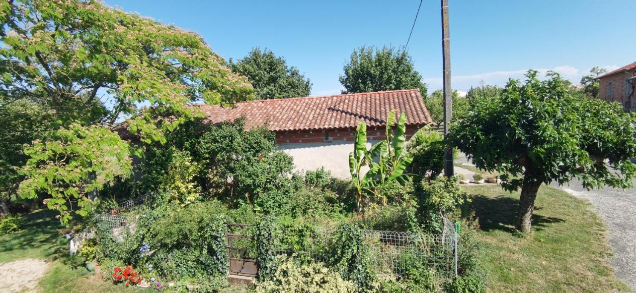Les Hauts De Grazac, Chambres Et Tables D'Hotes Grazac  Esterno foto