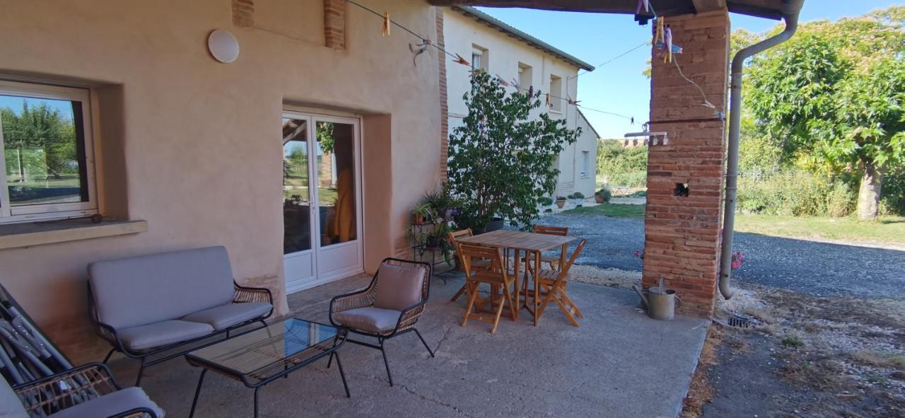 Les Hauts De Grazac, Chambres Et Tables D'Hotes Grazac  Esterno foto