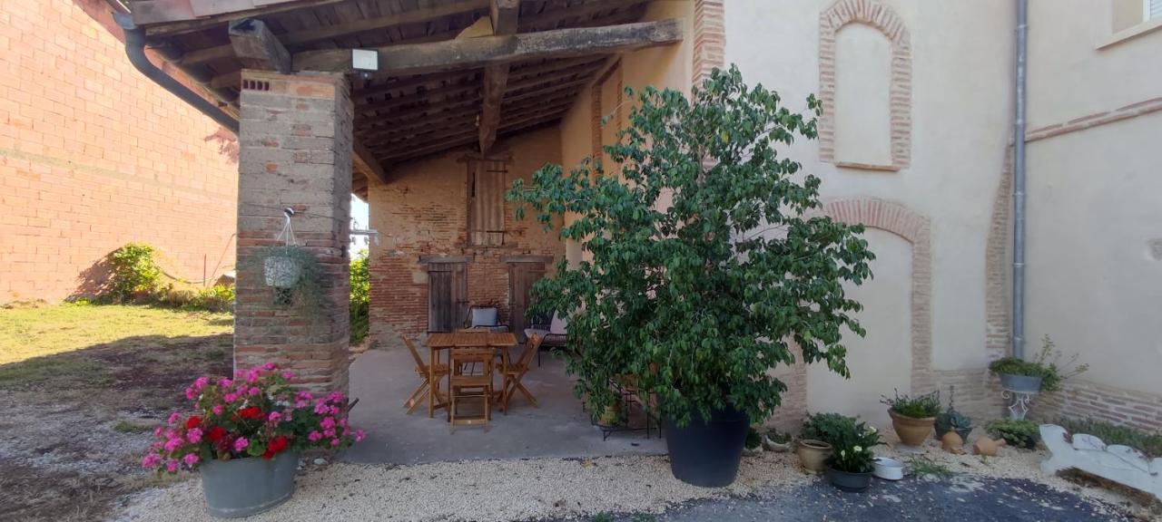 Les Hauts De Grazac, Chambres Et Tables D'Hotes Grazac  Esterno foto