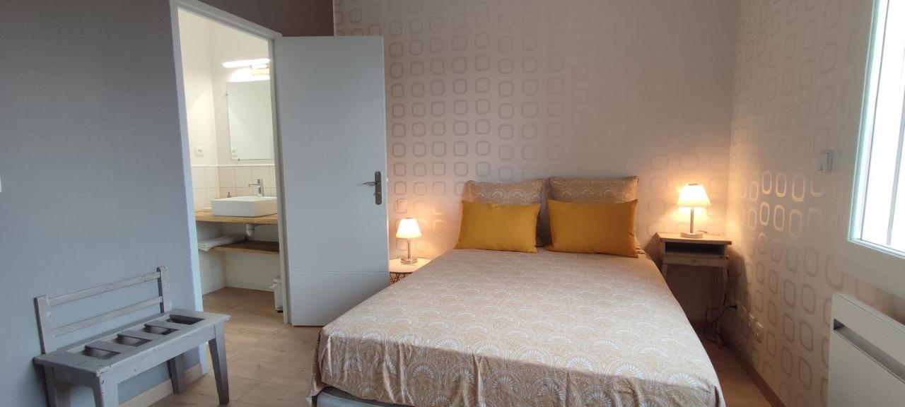 Les Hauts De Grazac, Chambres Et Tables D'Hotes Grazac  Esterno foto